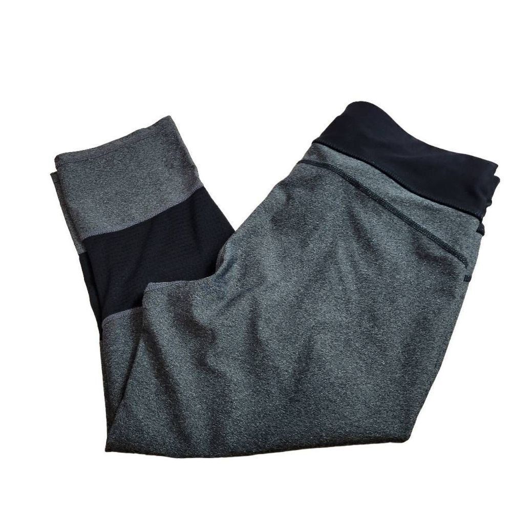 Xersion capri leggings M